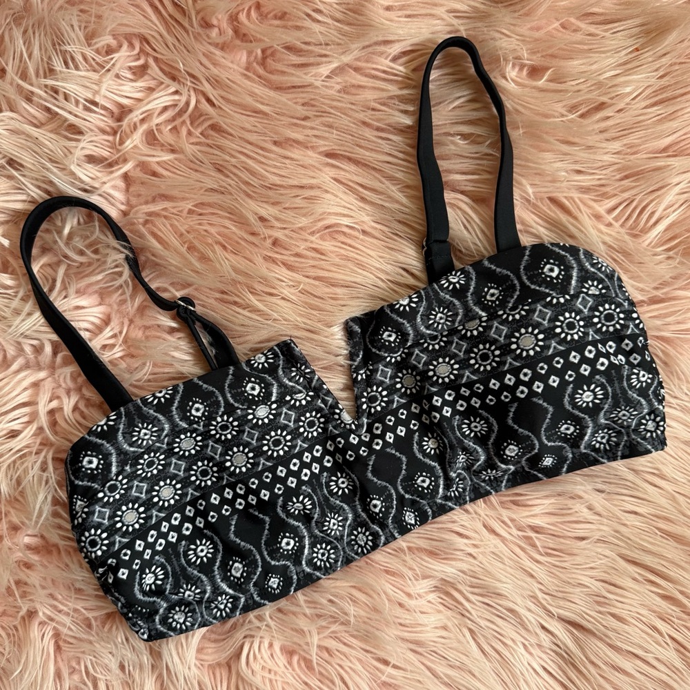 Aqua Couture Black & Gray Printed Bikini Style Swimsuit Top Medium